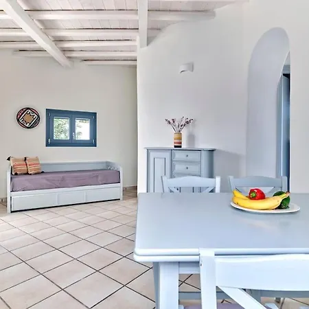 Iris House * Isterni (Paros)