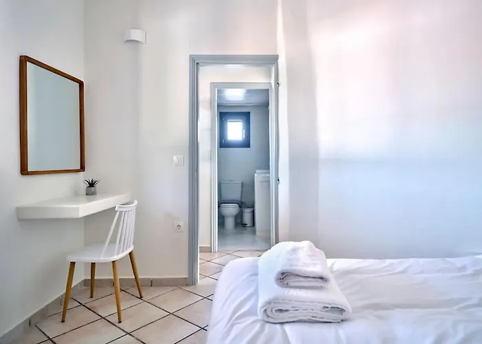 Iris House Isterni (Paros)